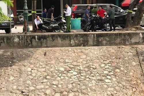 Phát hiện thi thể nam giới trên sông Kim Ngưu