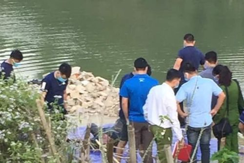 Hòa Bình: Kinh hãi phát hiện thi thể nam giới đang phân hủy bên suối