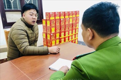 Thuê xe tự lái từ Hà Nội lên Lạng Sơn vận chuyển pháo lậu