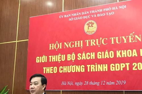 Hà Nội mở 31 điểm cầu trực tuyến giới thiệu SGK lớp 1
