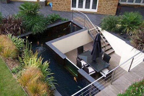 Vẻ đẹp như dải ngân hà của nhà bên hồ nhỏ tự tạo đa màu sắc gia đình nào có thể sở hữu
