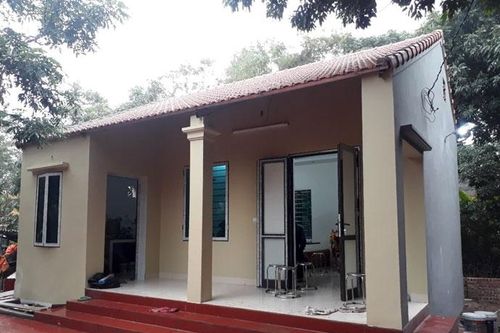 Hội Chữ thập đỏ huyện Thường Tín trao tặng nhà tình nghĩa cho cụ bà neo đơn