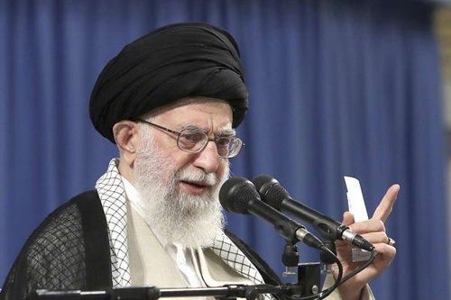 Vụ đại sứ quán Mỹ bị tấn công: Lãnh đạo Iran tuyên bố sẵn sàng 'đối đầu với bất kỳ ai' nếu bị đe dọa