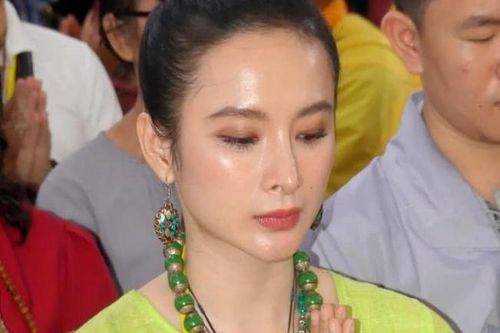 Angela Phương Trinh quyết định ăn chay trọn đời