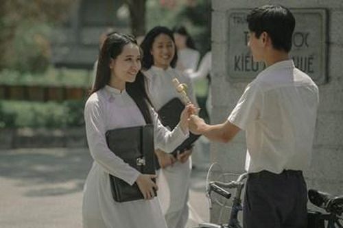 'Nhặt sạt' trong 'Mắt biếc'