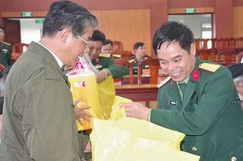 Bộ CHQS tỉnh Lâm Đồng gặp mặt chức sắc tôn giáo