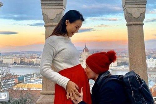 MC Hoàng Oanh khoe bụng bầu vượt mặt, tiết lộ lý do giấu kín chuyện mang thai
