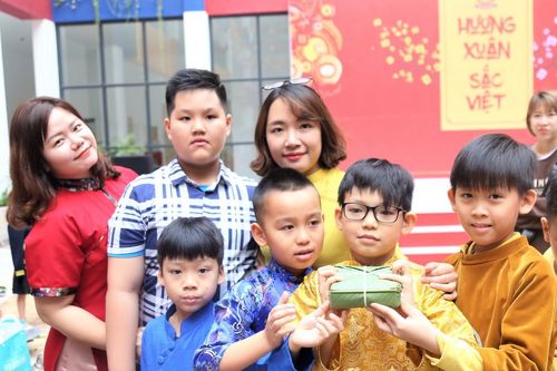 Học sinh Hà Nội hứng thú với hoạt động tìm hiểu Tết cổ truyền