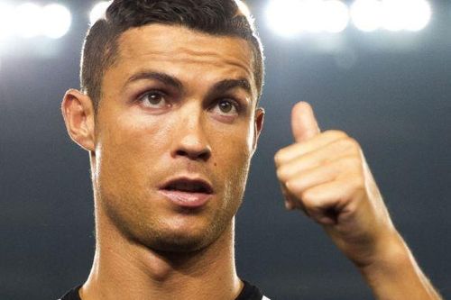 Bí quyết ngủ giúp Ronaldo làm điều phi thường ở tuổi 34