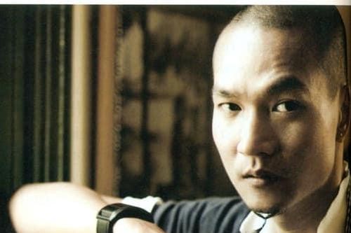 Cựu thành viên nhóm nhạc MTV qua đời vì ung thư phổi