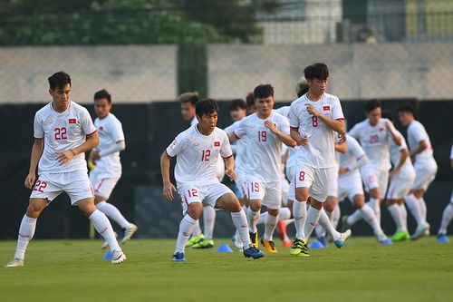 HLV Park Hang Seo cầu nguyện, mong U23 Việt Nam gặp may