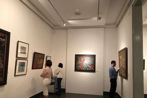 Triển lãm 'Mùa xuân vĩnh viễn'