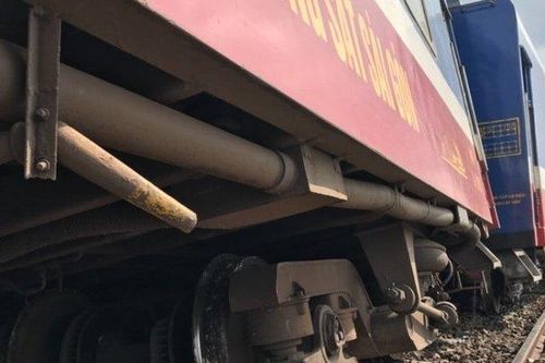 Tàu SE3 trật bánh khi đang vượt đèo Hải Vân, hơn 200 hành khách hoảng loạn