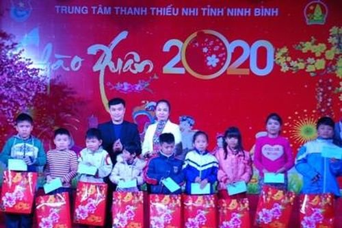 Trung tâm Thanh thiếu nhi tỉnh tổ chức chương trình 'Chào xuân 2020'