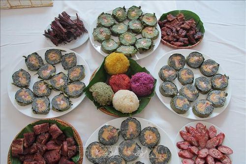 Độc đáo phong tục ăn Tết của người Thái ở Mường Lò