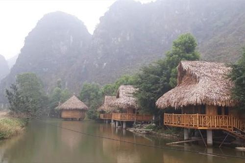 Danh thắng Tràng An lại bị xâm hại