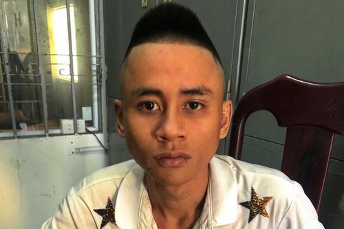 Bắt nghi can đâm 2 học sinh trọng thương