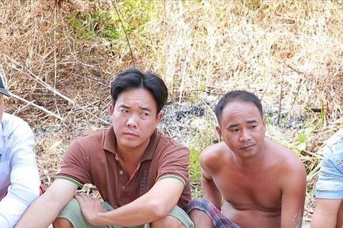 Triệt xóa điểm đá gà ăn tiền trong khu gò mả vào ngày 30 Tết