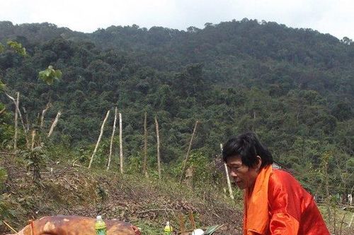 Tục thờ 'ma nộ' kỳ lạ của người Mã Liềng