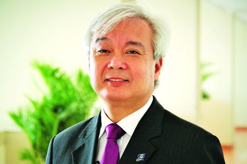 Chúng ta không để là những con người thụ động giữa một thế giới các rô bốt