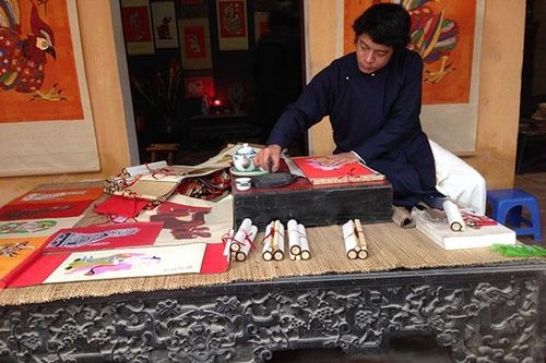 Làng 'tranh đỏ' hồi sinh