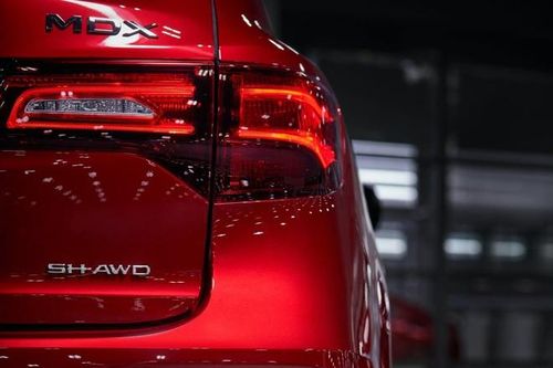 Xe sang lắp ráp thủ công của Honda có giá bán gây sốc