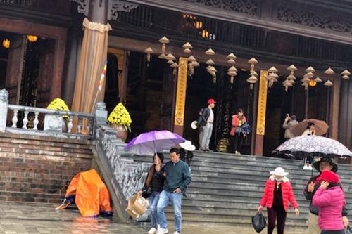 Bộ VHTTDL tiếp tục kiểm tra công tác quản lý lễ hội