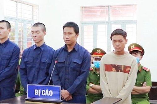 Người đàn ông tổ chức đánh ghen bằng dây xích khiến nạn nhân suýt chết lãnh án
