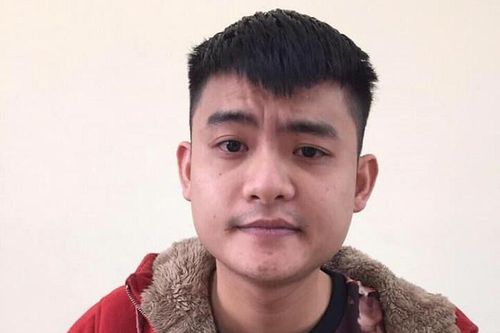 Kẻ trốn truy nã bị bắt giữ khi về thăm nhà