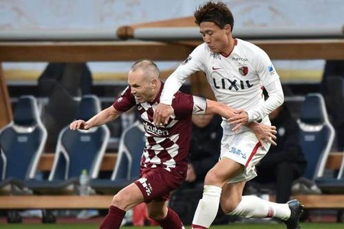 Xem Iniesta đá Cúp châu Á
