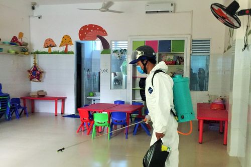 Ngày 17-2, học sinh toàn tỉnh Khánh Hòa đi học trở lại