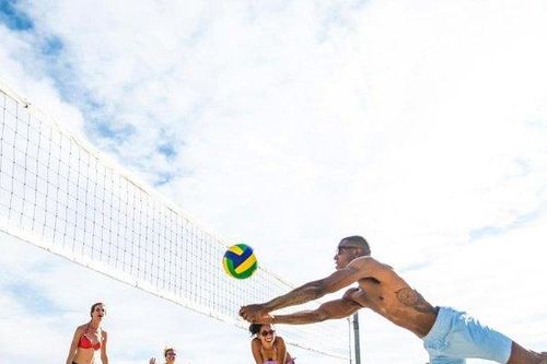 Bình Thuận: Du khách Nga đột tử khi đang chơi bóng chuyền trên bãi biển