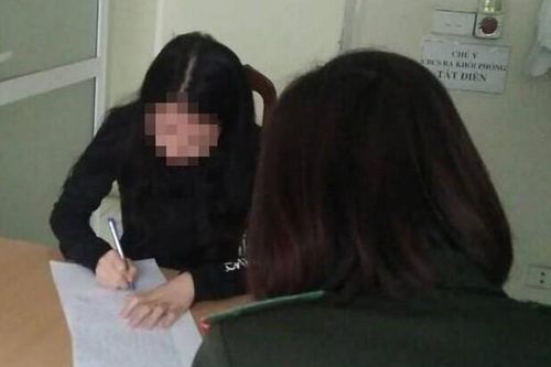 Phạt 12,5 triệu đồng người phụ nữ tung tin hàng trăm người trốn khỏi vùng dịch