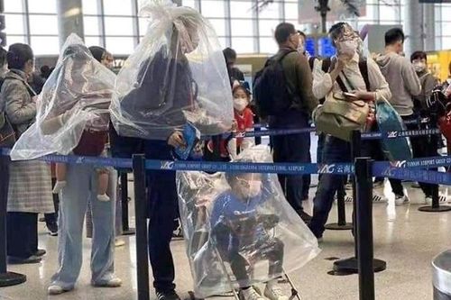 Những ý tưởng 'thời trang bá đạo' phòng chống virus Covid-19
