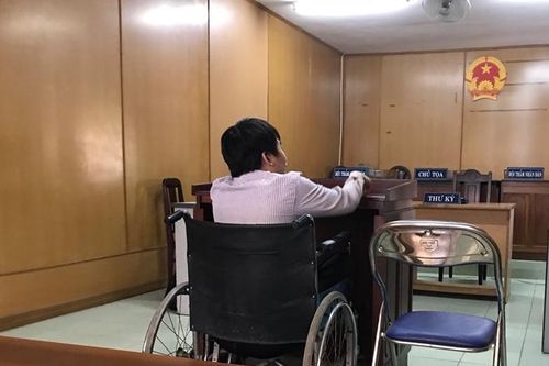 Tên trộm nhờ công an trả lại tài sản cho người nước ngoài
