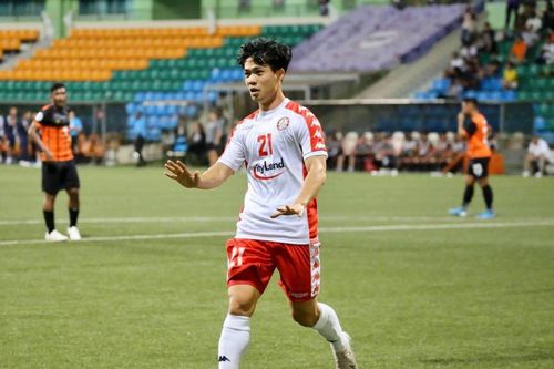 Công Phượng: 'Tôi cần cố gắng để hoàn thiện mình hơn'