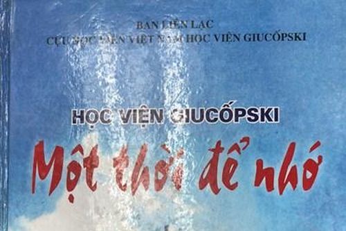 'Học viện Giucốpski một thời để nhớ'