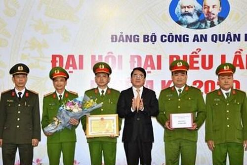 Khen thưởng lực lượng triệt phá đường dây ma túy xuyên quốc gia