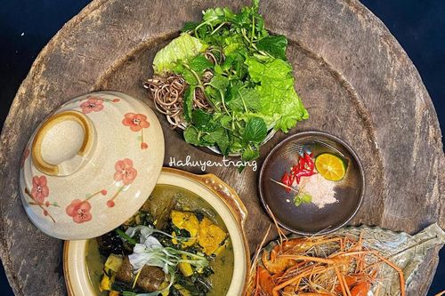 Mâm cơm đổi bữa cả tuần cho gia đình 3 người