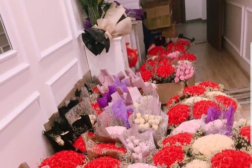 Bất ngờ giá hoa đại hạ giá trước ngày 8/3