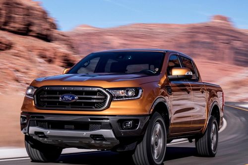 Ford sắp ra mắt bán tải mới - nền tảng Focus, nhỏ hơn Ranger