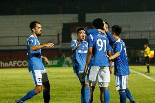 Thi đấu trên cơ, Than Quảng Ninh đại thắng Svay Rieng