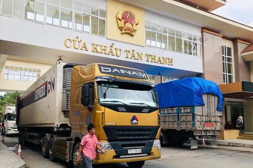 118 xe nông sản, hàng hóa đã được xuất qua cửa khẩu Tân Thanh ngày 9/3/2020