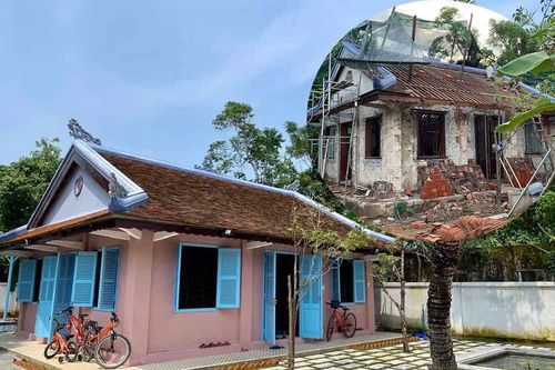 Bà mẹ 2 con cải tạo căn nhà hoang thành ngôi nhà cổ tích giữa TP. Huế