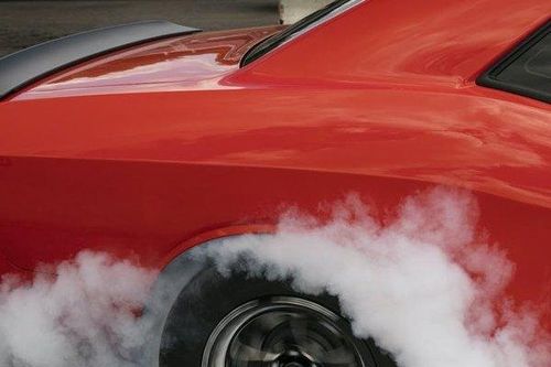 Lốp xe gây ra ô nhiễm nhiều hơn 1000 lần so với khói từ ống xả
