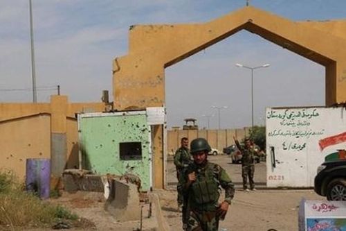 Căn cứ Mỹ ở Iraq tiếp tục bị hứng mưa tên lửa