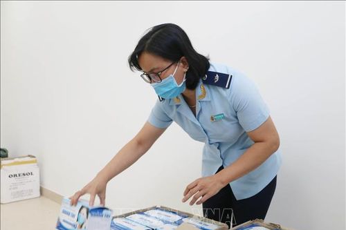 Trưng dụng khẩu trang y tế tịch thu từ buôn lậu phục vụ phòng, chống dịch
