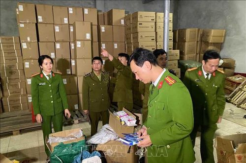 Dịch COVID-19: Xử phạt vi phạm hành chính về kinh doanh thiết bị y tế trên 2,2 tỷ đồng