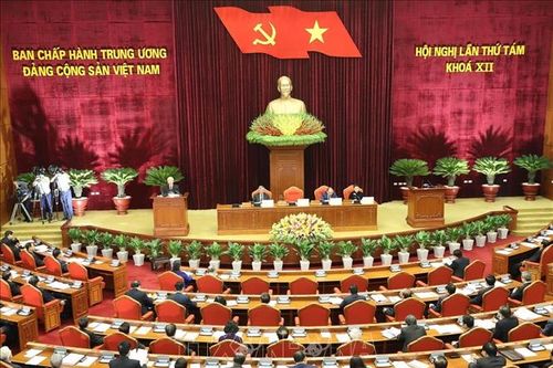 Thu phục nhân tâm bằng những 'tấm gương sống'