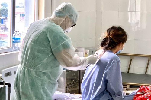 Toàn bộ 8 người tiếp xúc với bệnh nhân số 52 âm tính với virus corona